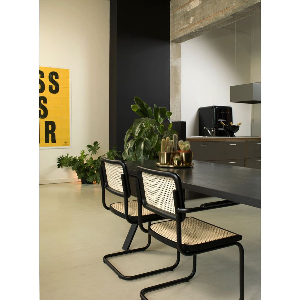 Eetkamerstoel rotan stalen frame Bas, walnoot en zwart – 47 x 50 x 85 cm, zithoogte 46 cm