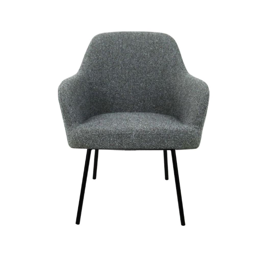 Loungefauteuil vierpoot bouclé gerecycled LoLa, lage zitting, saliegroen met metalen poten