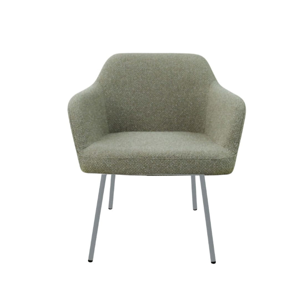 Loungefauteuil vierpoot bouclé gerecycled LoLa, lage zitting, saliegroen met metalen poten