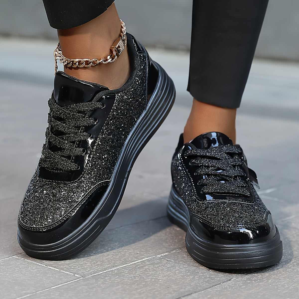 Women's Glitter Sneakers for Everyday & Party – Fashionable Casual Shoes in a Trendy Look