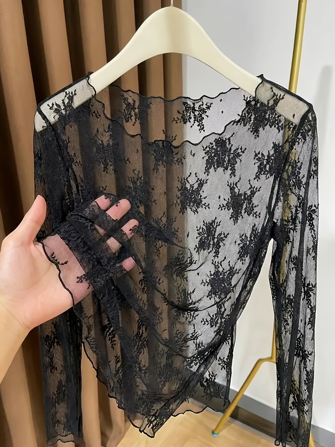 Women's long-sleeve shirt with floral embroidery and transparent design – elegant and versatile lace look for special occasions