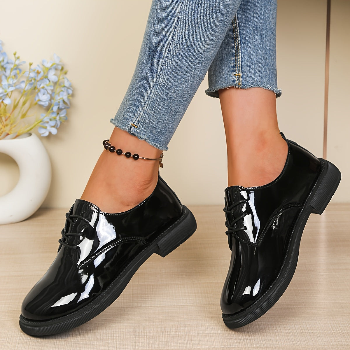 Damen Lack Derby Schnürschuhe mit Profilsohle
