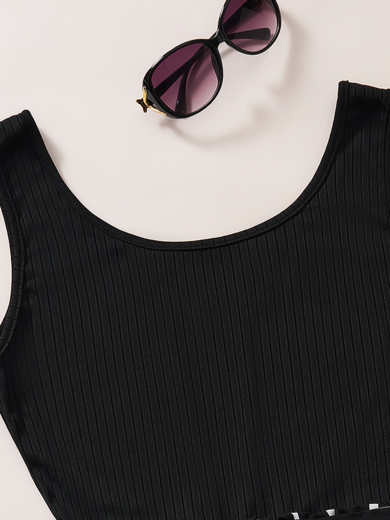 Women's Elegant Jumpsuit with Stripes and Waist Belt – Sleeveless Summer Romper for Leisure & Vacation