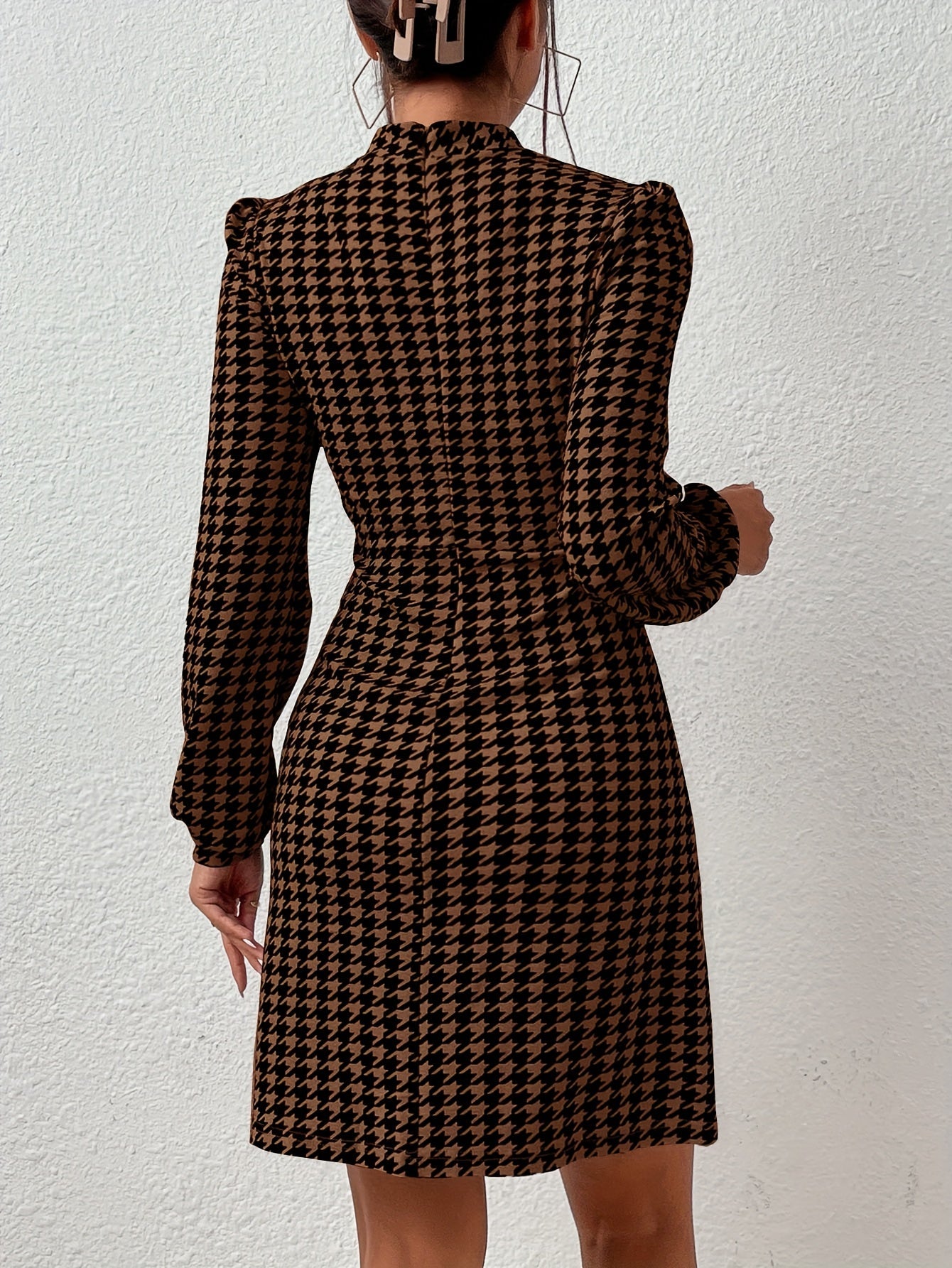 Damen Hahnentritt Kleid Schwarz Braun mit Stehkragen und Puffärmeln
