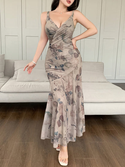 Women's Elegant Maxi Dress with Floral Pattern and V-Neck – Perfect for Spring & Summer