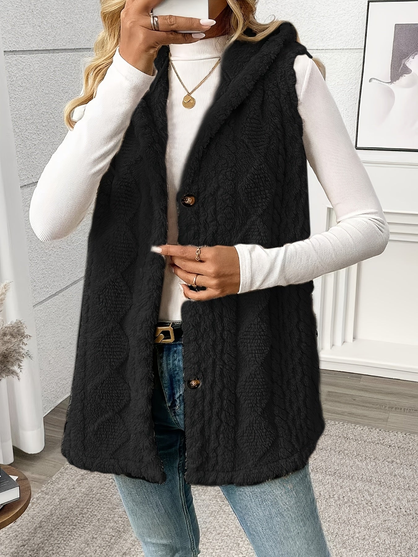 Women's knitted vest with hood and buttons – Elegant casual vest for autumn and winter