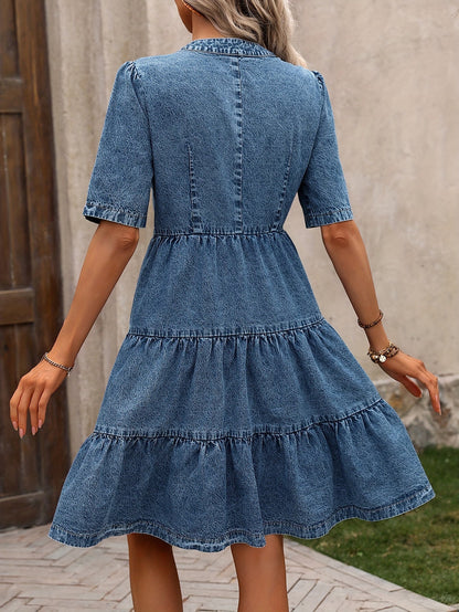 Women's denim dress in elegant casual style with button placket – Perfect for spring and summer
