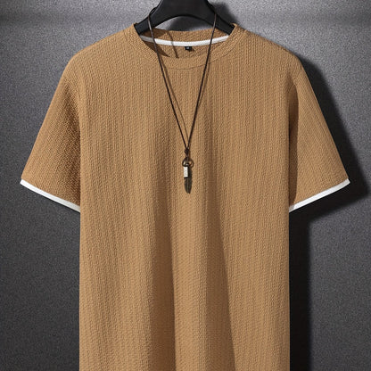 Men's Modern Casual Short-Sleeve T-Shirt with Texture and Layered Look