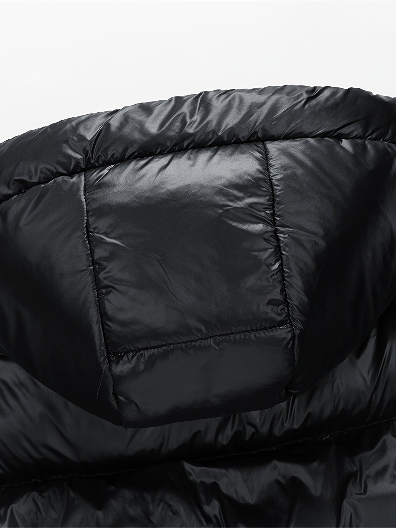 Herren Daunen-Steppjacke mit Kapuze für Outdoor und Alltag – Winterjacke im sportlichen Stil