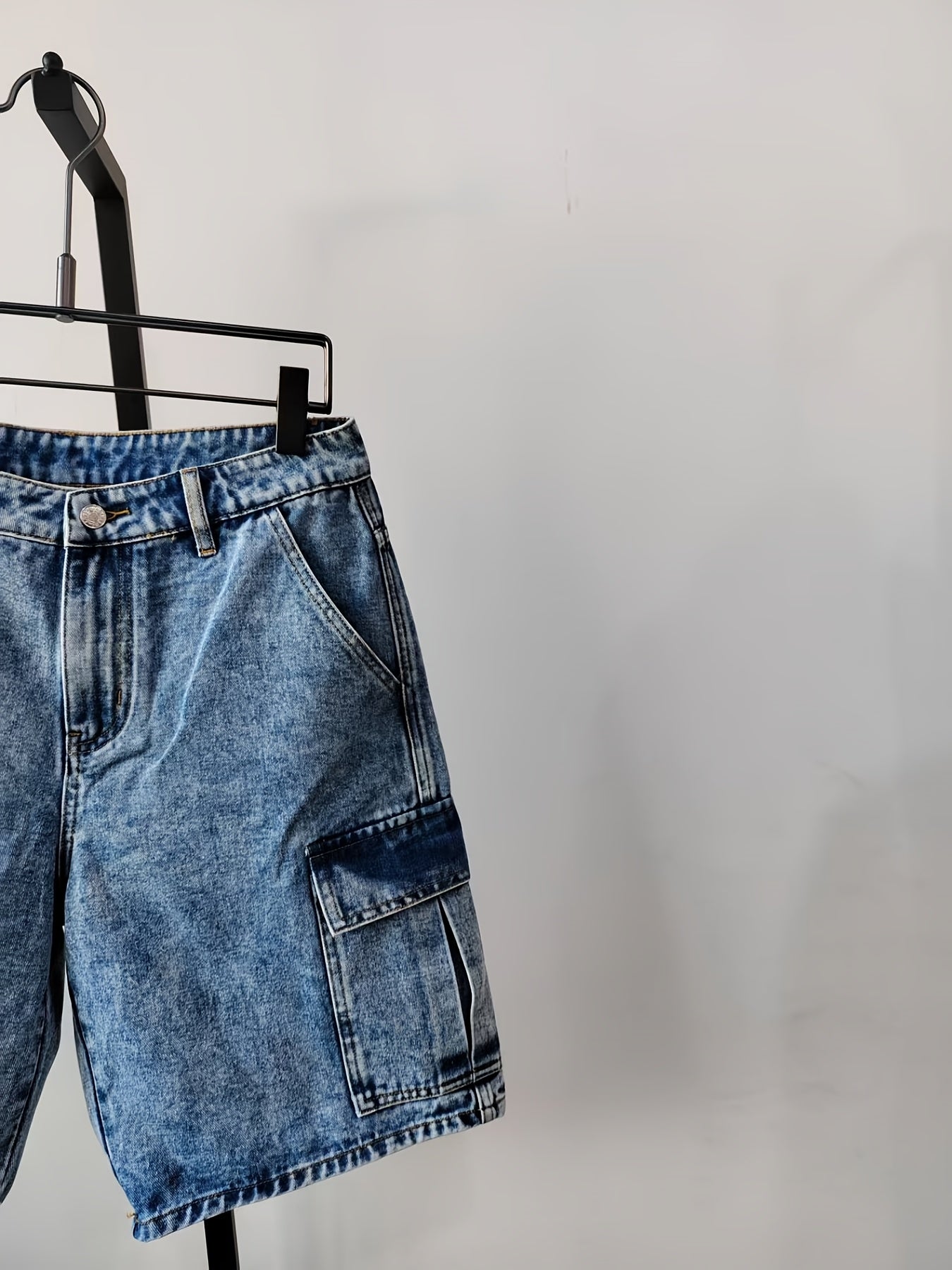 Men's Cargo Shorts in Casual Streetwear Style – Ideal for Everyday and Leisure