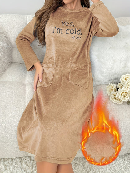 Women's flannel nightgown with a round neckline and embroidery – long-sleeved, cozy loungewear robe