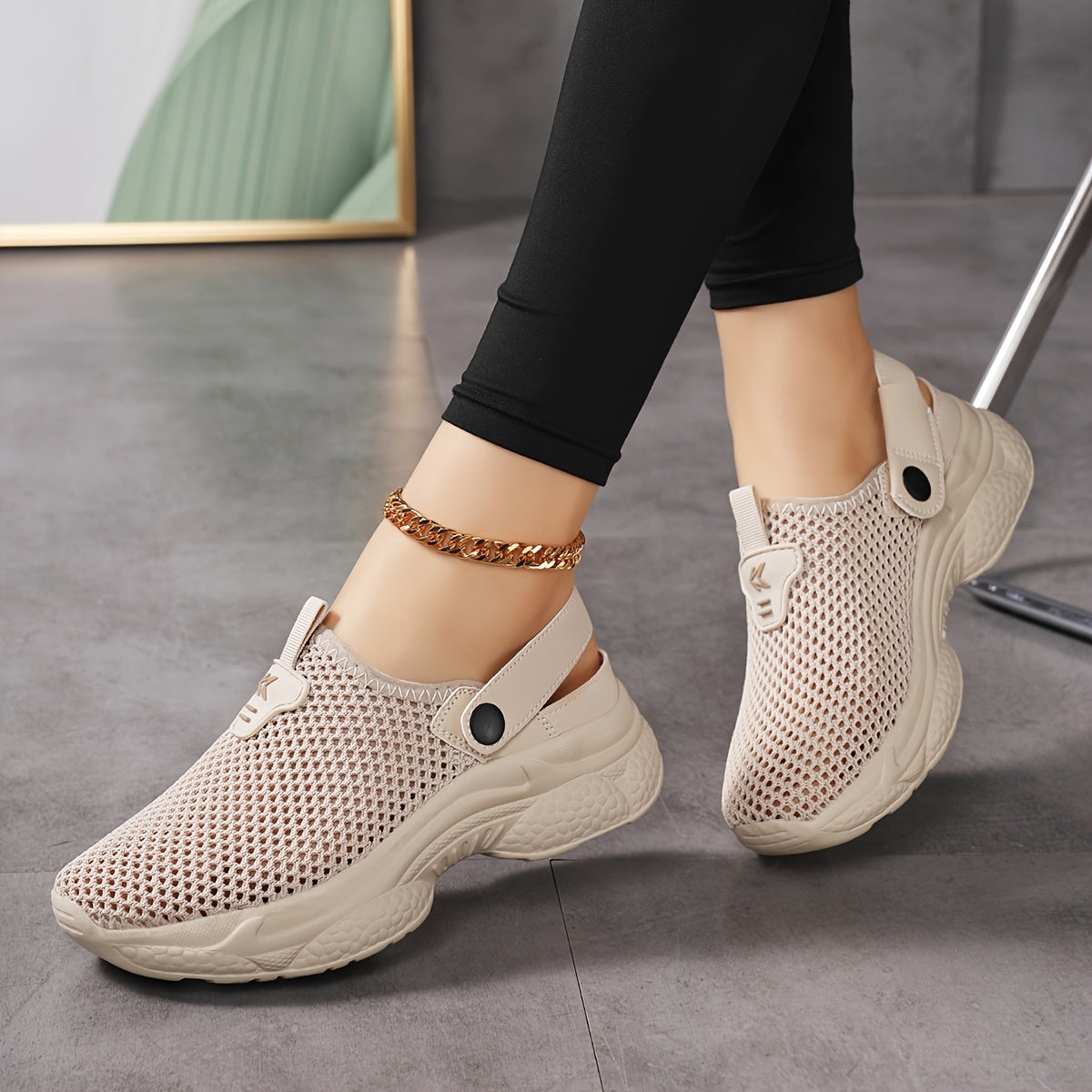 Women's Slip-On Sport Clogs Comfortable Breathable Casual Shoes