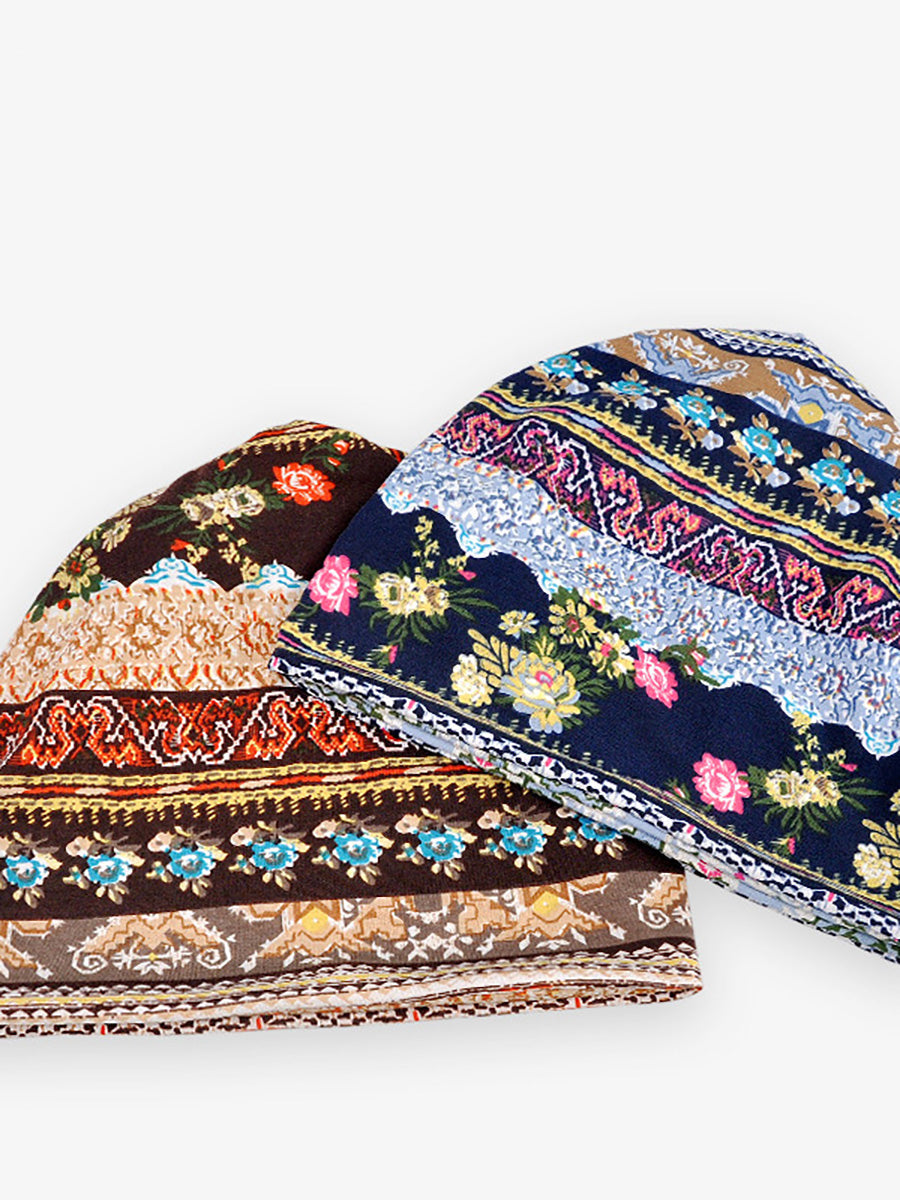 Women's knit cap with flower pattern – Fashionable loose fit style for everyday, leisure & outdoor activities