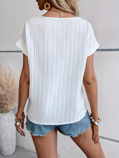 Women's Summer Casual Top with Round Neckline – Stylish Basic for Everyday and Leisure