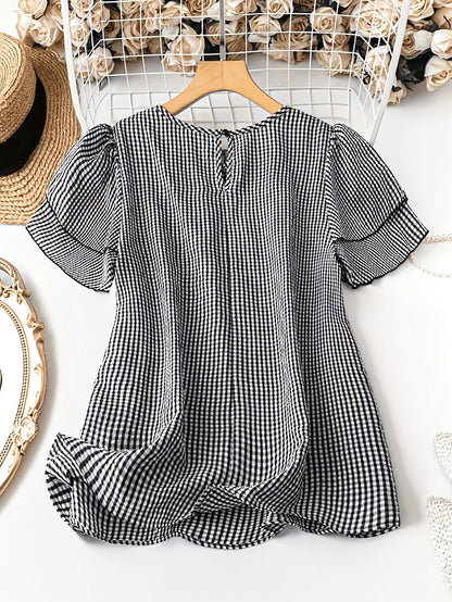 Women's Summer Casual Outfit – Checked Top with Denim Shorts and Sneakers – Perfect for Garden & Everyday Wear