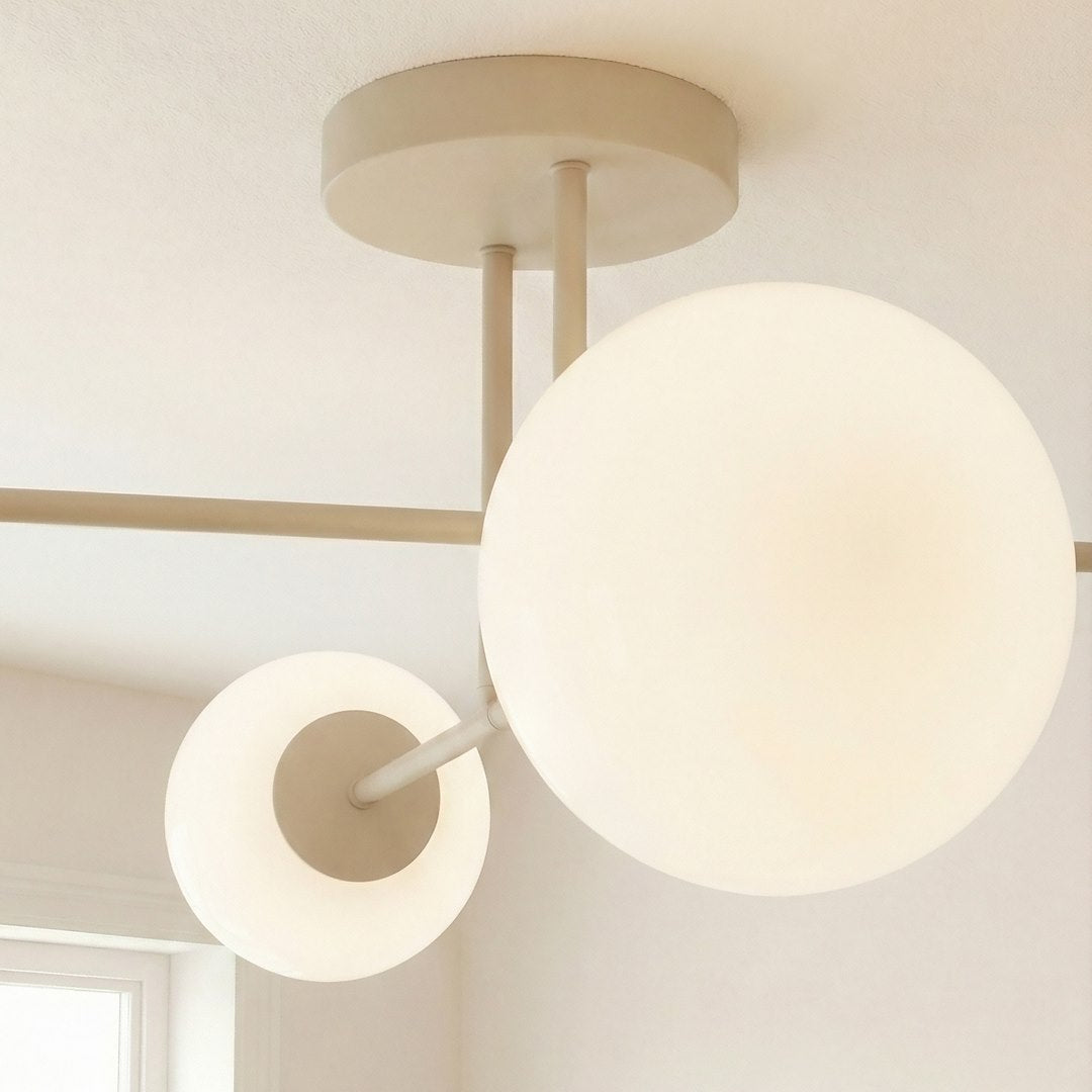 Plafondlamp gepoedercoat staal en glas Roma modern, beige met witte glazen kappen, 4 x E14, 55 cm