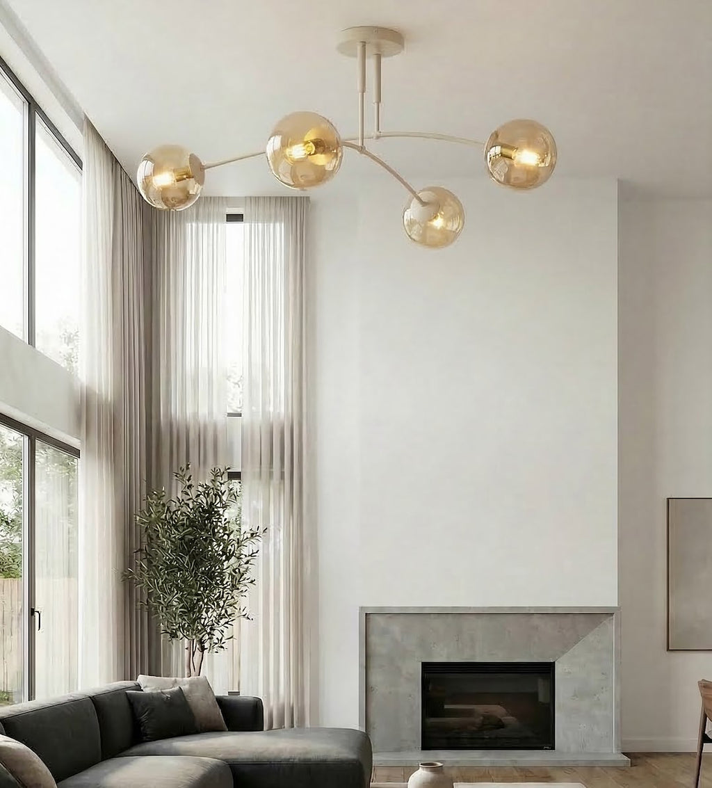 Plafondlamp gepoedercoat staal en glas Pregos, modern, beige met amber kappen, 4 lichtpunten – 60 x 60 cm, woonkamer