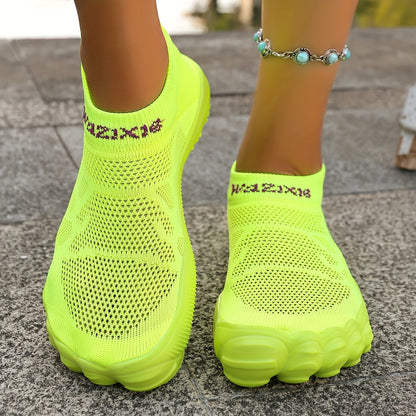Women's Slip-On Sports Shoes – Comfortable Sneakers for Leisure, Fitness, and Everyday Wear