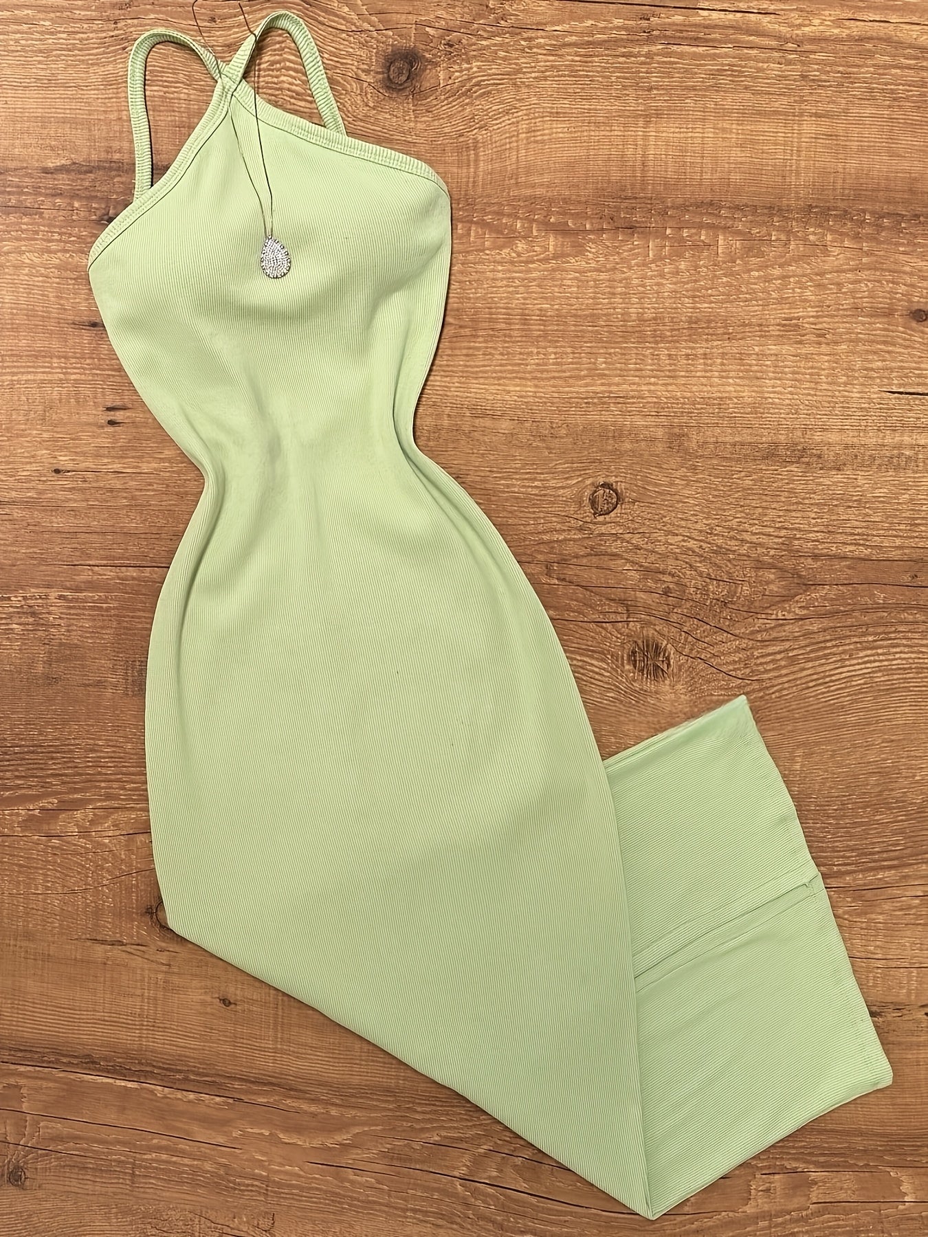 Women's Bodycon Midi Dress with Halterneck and Elegant Summer Style – Figure-Hugging Casual Dress for Everyday & Going Out