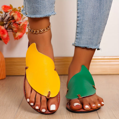 Women's Toe Separator Sandals Modern Casual Style – Flat Summer Shoes for Everyday and Vacation