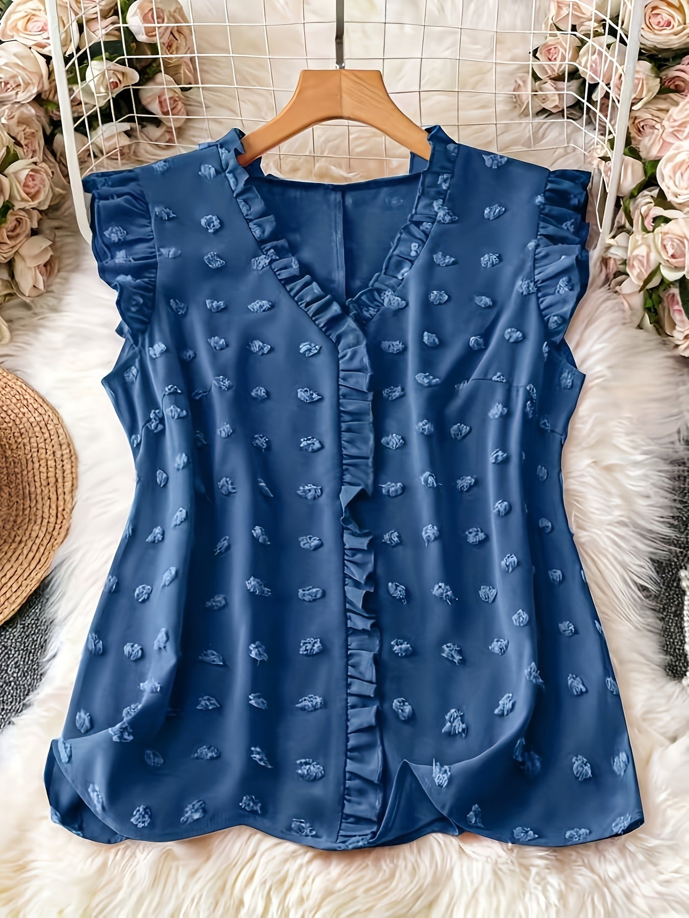 Women's Elegant Blouse with Ruffles and V-Neck – Casual & Office