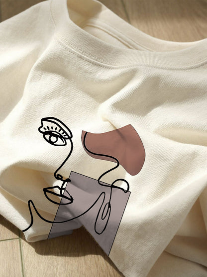 Women's T-shirt with Abstract Face Print, Modern Art Style, Casual Fashion