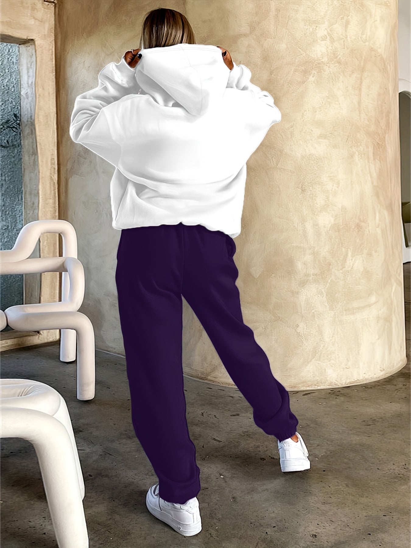 Unisex Hoodie Set Weiß mit Motiv & Jogginghose in passender Farbe