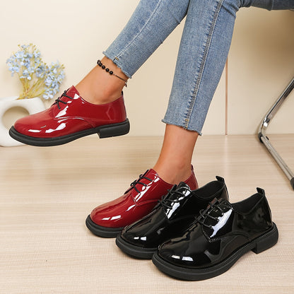 Damen Lack Derby Schnürschuhe mit Profilsohle