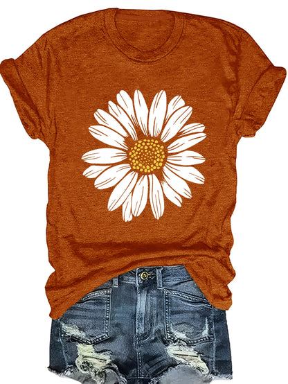 Women's T-Shirt with Daisy Print – Casual Summer Fashion for Leisure and Everyday Wear
