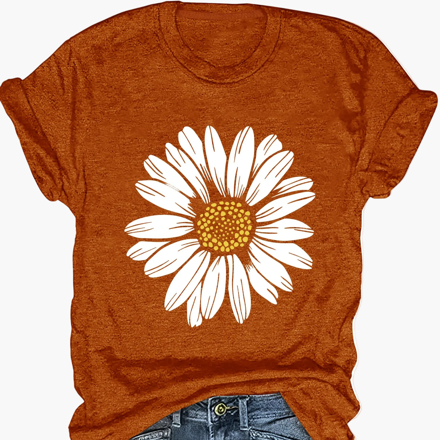 Women's T-Shirt with Daisy Print – Casual Summer Fashion for Leisure and Everyday Wear