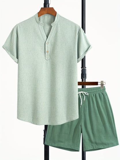Men's Two-Piece Casual Set with Henley Shirt and Shorts – Modern Summer Outfit for Vacation & Everyday Wear