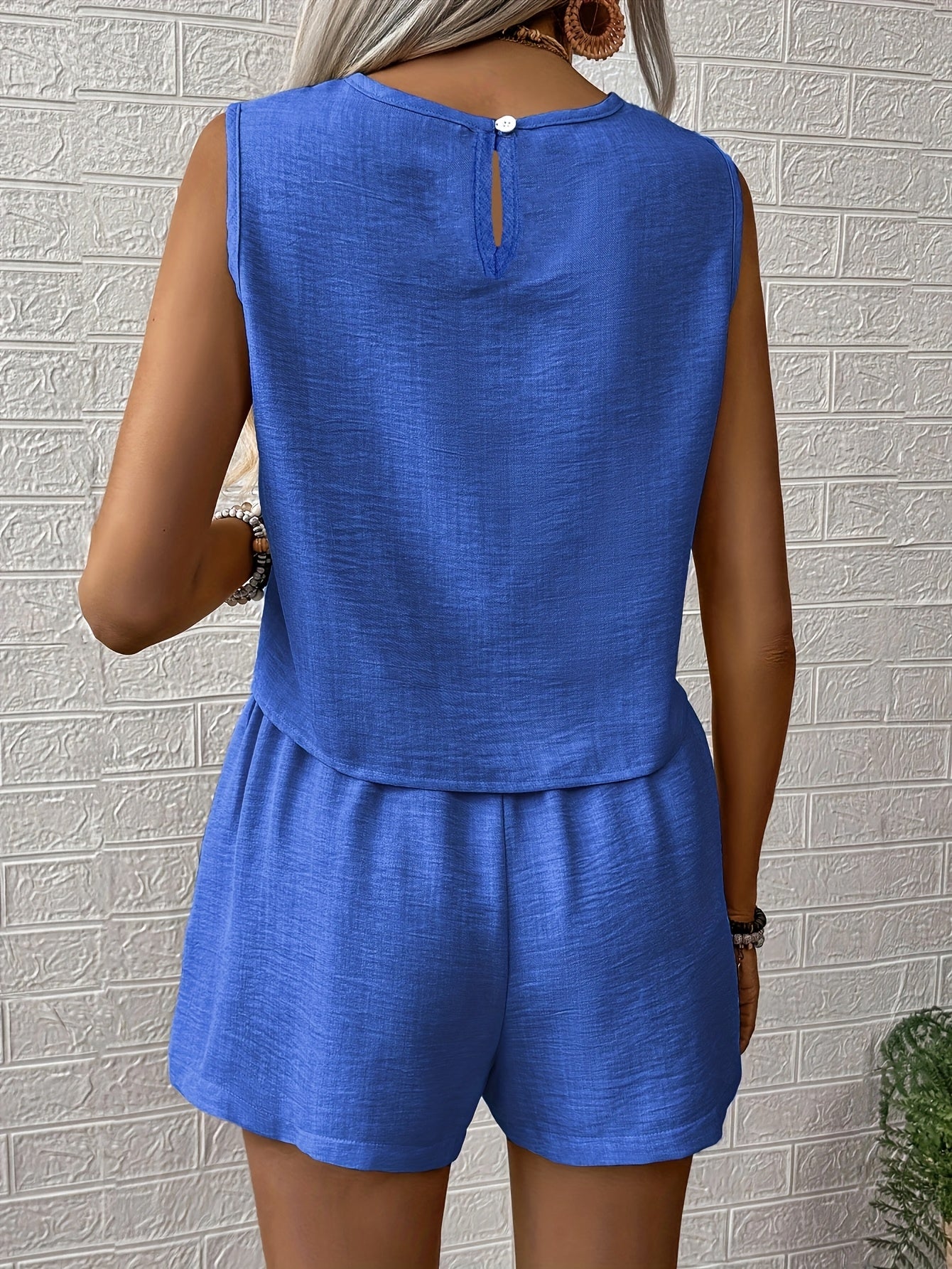 Women's Summer Overall Set – Elegant Sleeveless Jumpsuit with Shorts, Ideal for Leisure & Vacation