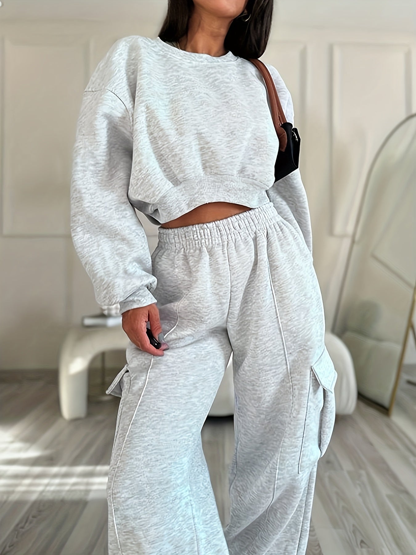 Damen Loungewear Set Grau Oversize Hoodie Cropped Jogginghose Cargotaschen