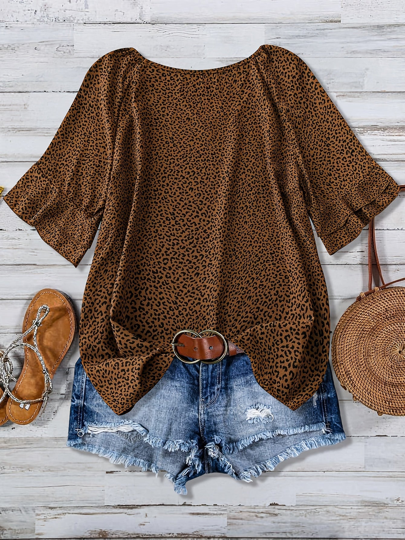 Damen Sommer Freizeitset mit Leopardenmuster – Lässiges Oberteil, Jeansshorts und Accessoires, ideal für Urlaub und Alltag