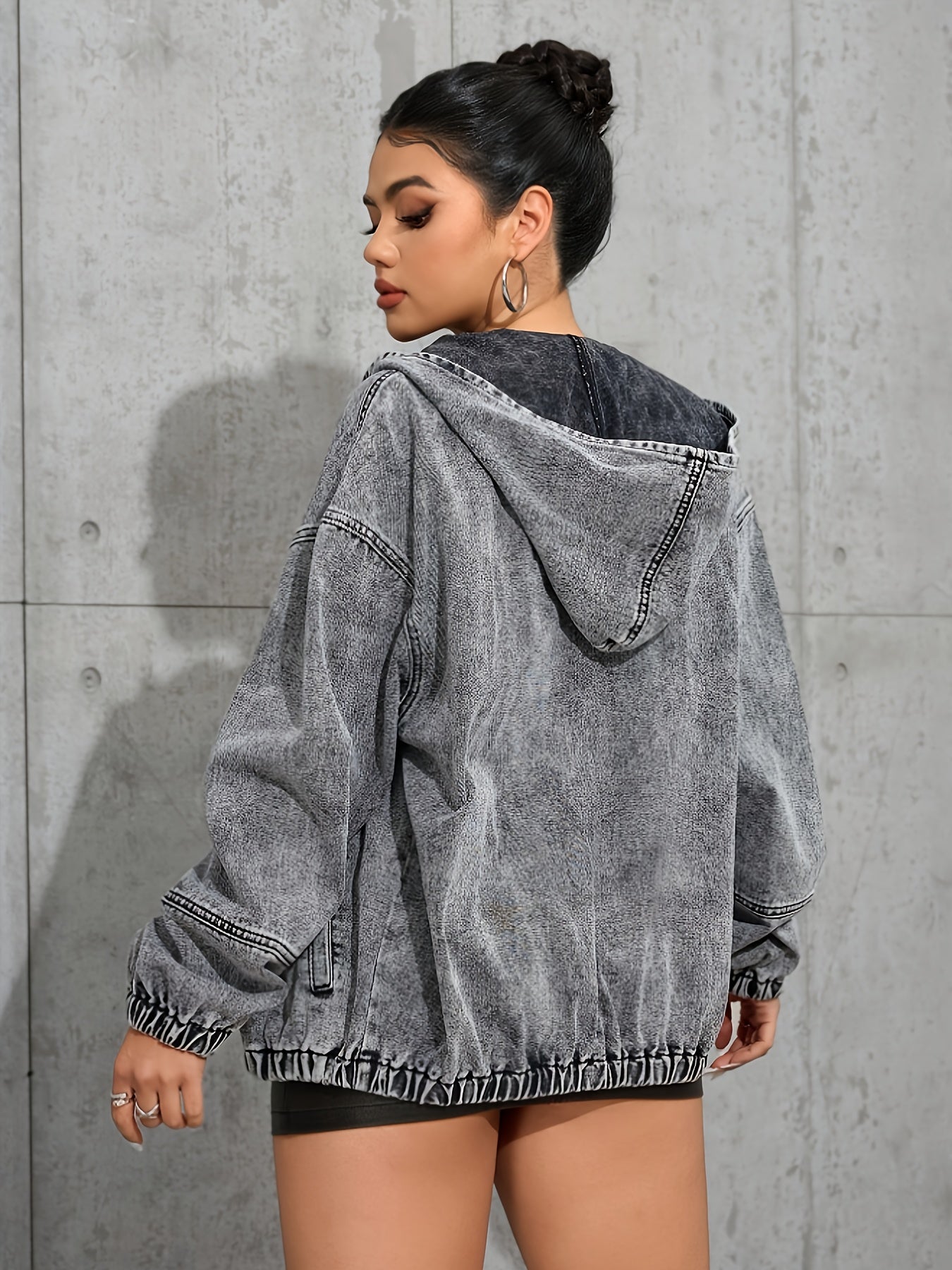 Women's denim jacket with hood and zipper, washed look, gray