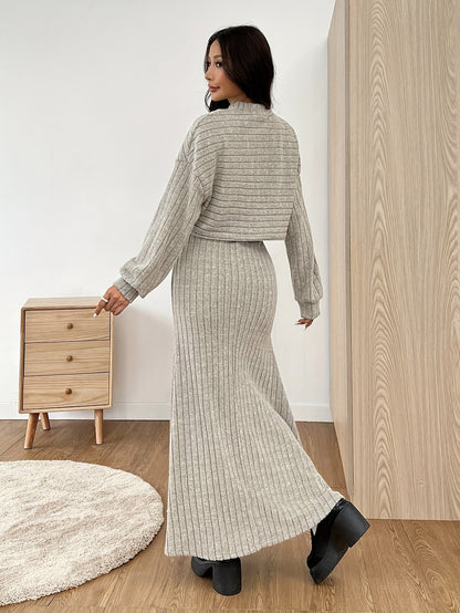 Ribbed knit set for women – two-piece outfit with a cropped sweater and long skirt in gray