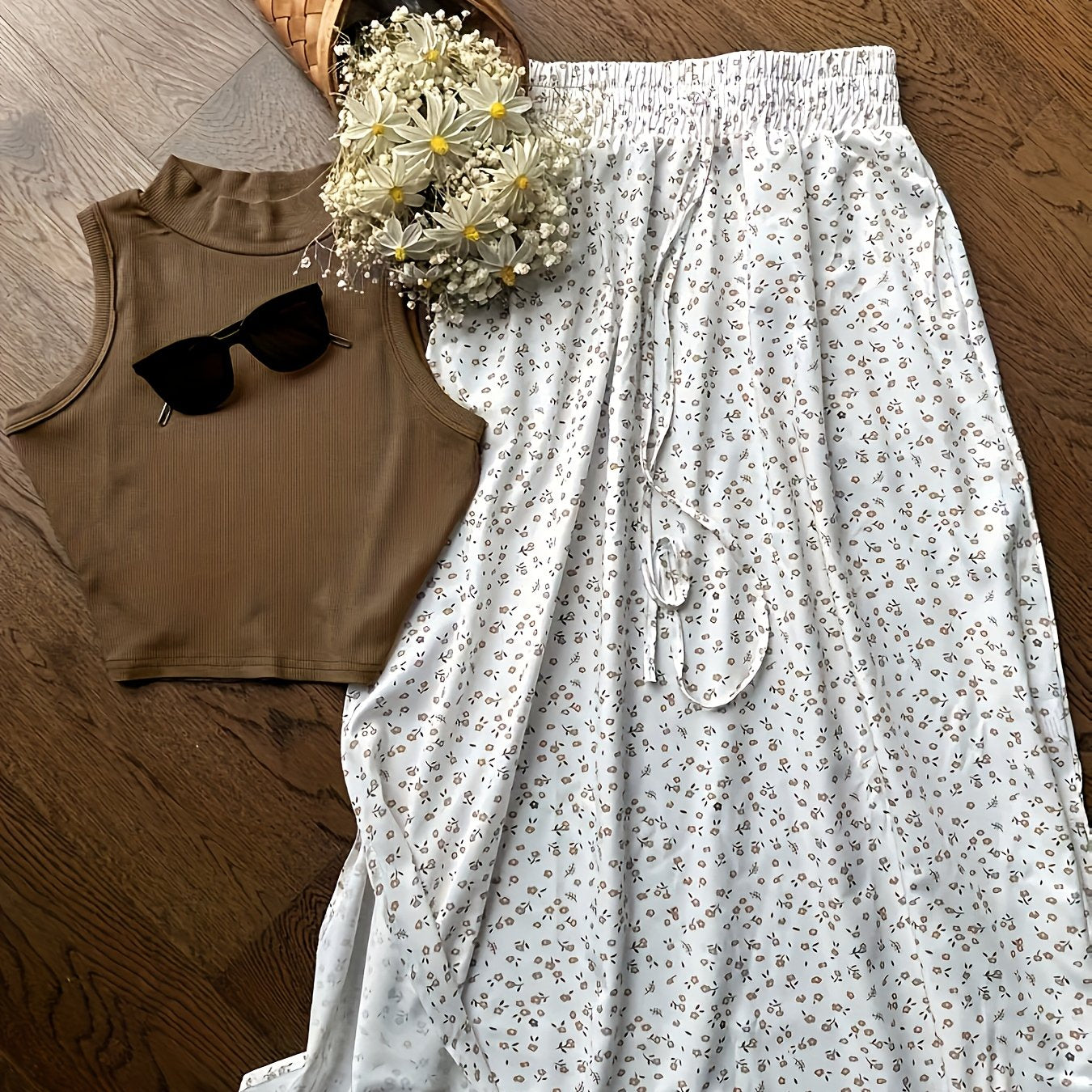 Damen Zweiteiliges Set – Ärmelloses Oberteil mit Stehkragen und Blumenrock – Modischer Freizeit-Look