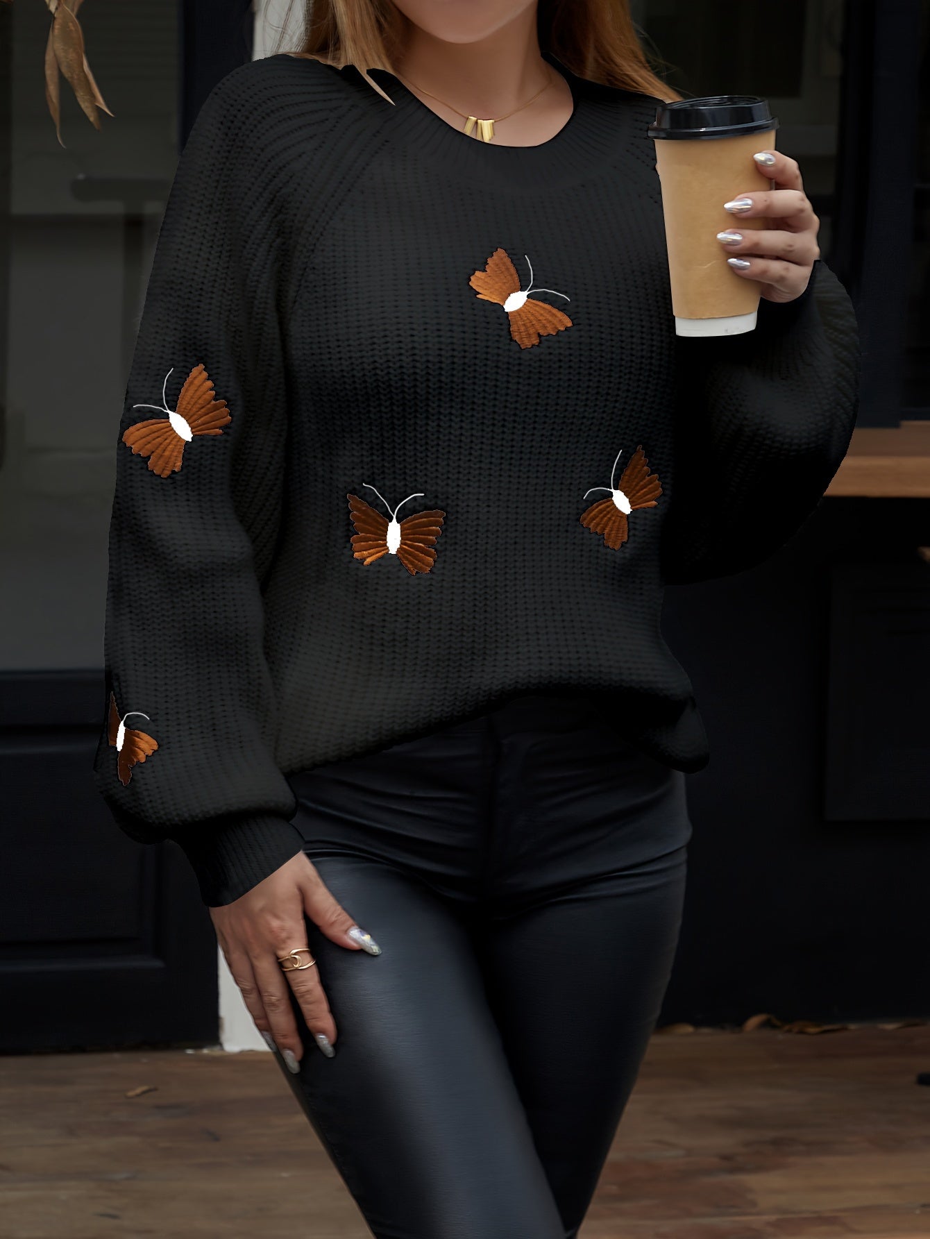 Women's knitted sweater with butterfly embroidery, crew neck, long sleeves
