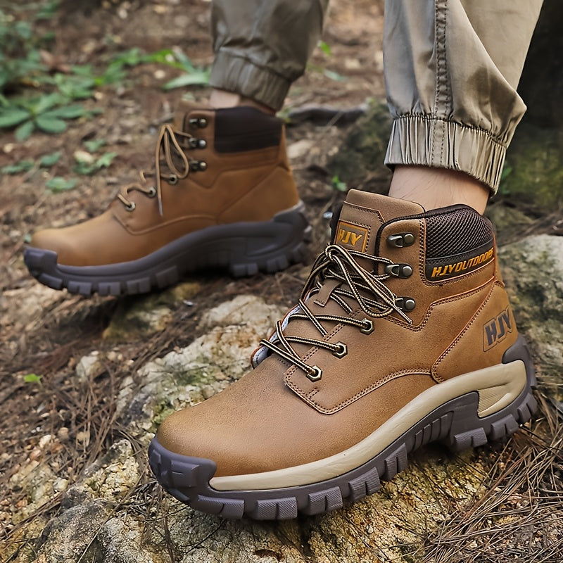 Herren Outdoor Stiefel Schwarz mit Schnürung Robuste Sohle Knöchelhoch