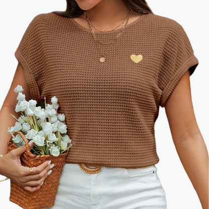 Damen Sommer Strick T-Shirt mit Herz-Detail – Eleganter Freizeitstil für Alltag und Urlaub