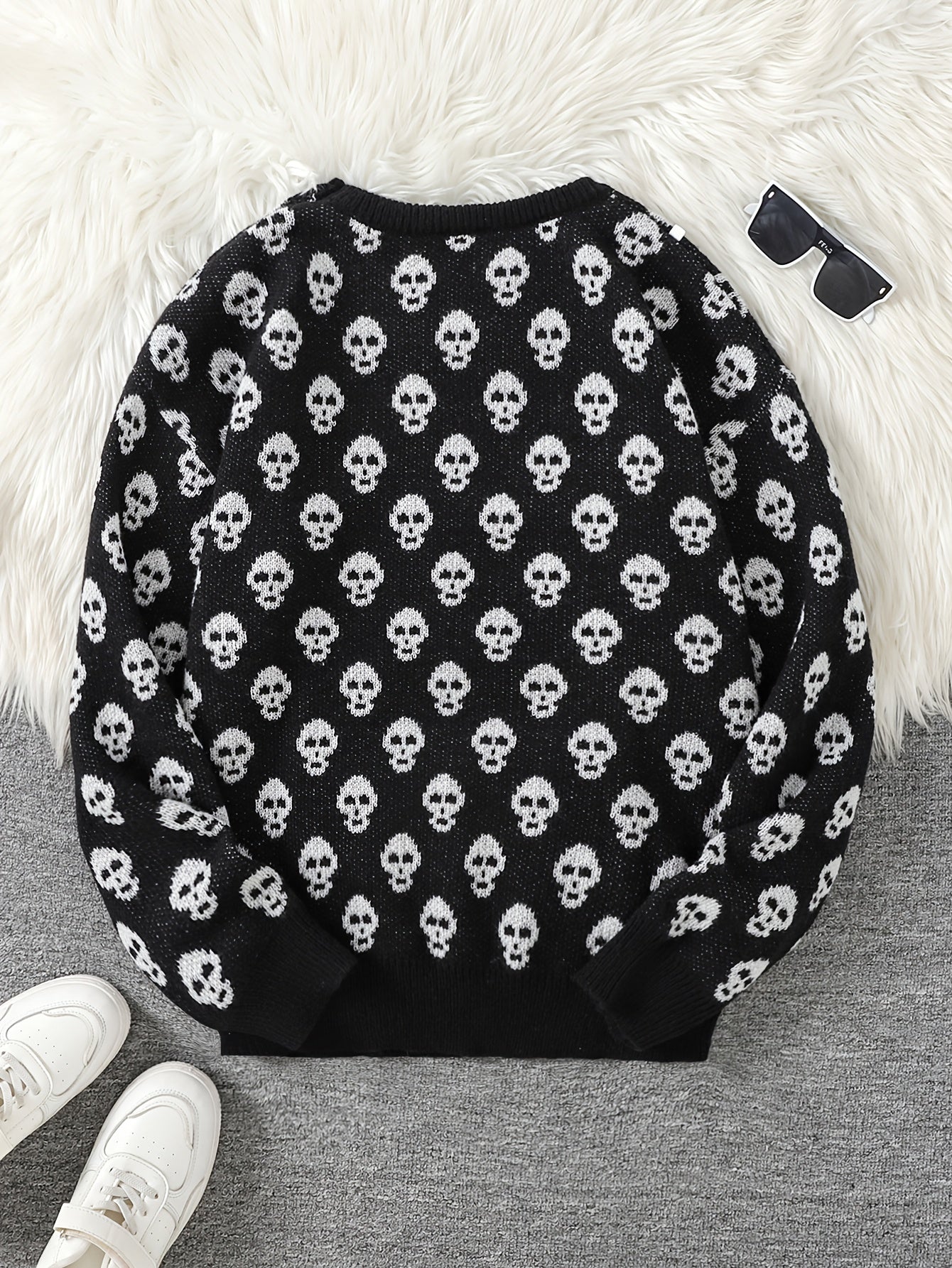 Unisex skull crew-neck long-sleeve knit sweater