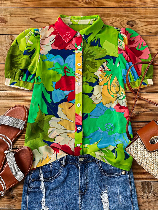 Women's blouse with floral pattern and puff sleeves – fashionable shirt blouse for leisure and vacation