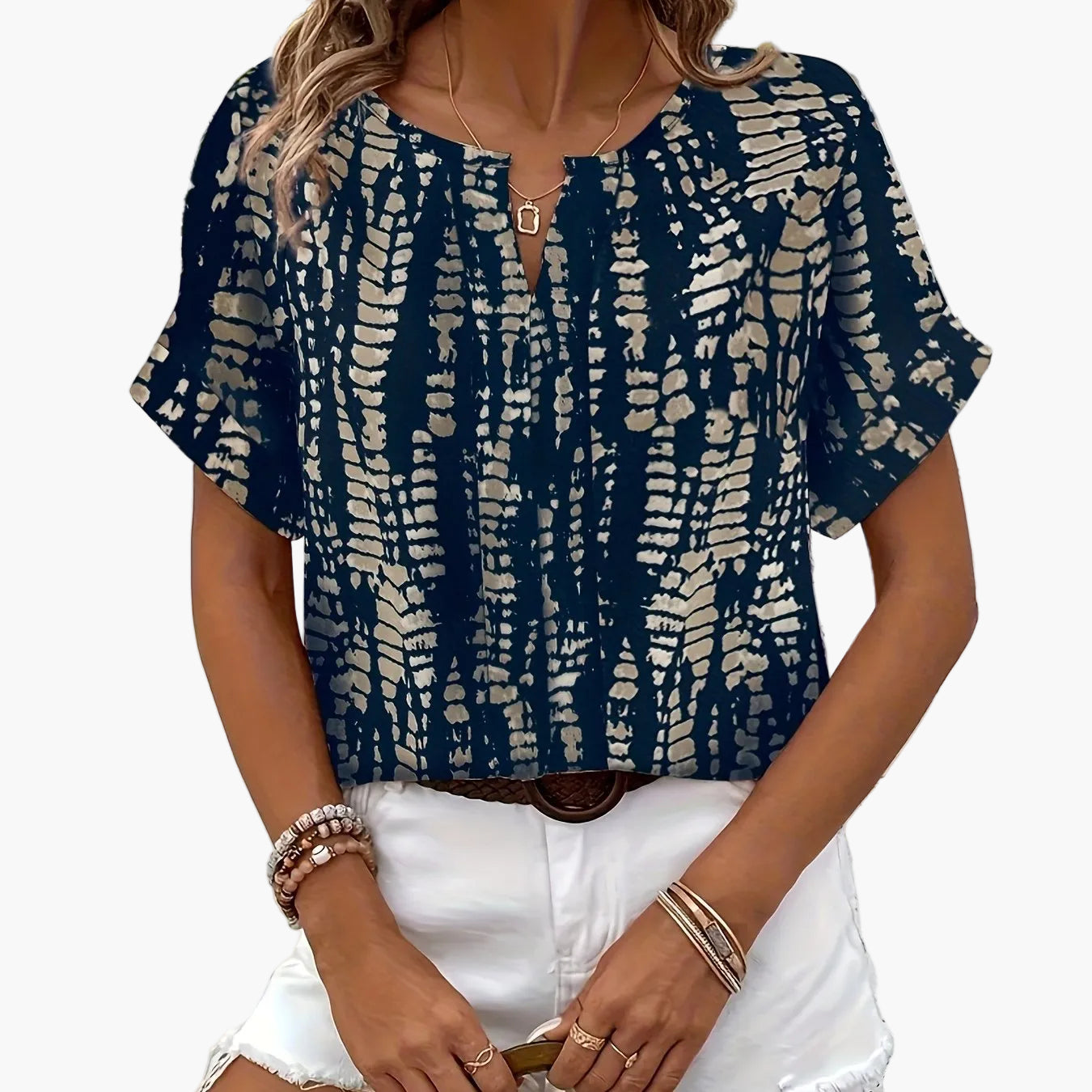 Women's Elegant Summer Blouse with Modern Print for Leisure and Everyday Wear