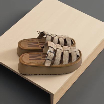 Women's platform sandals in fisherman style – fashionable slides for everyday and leisure use