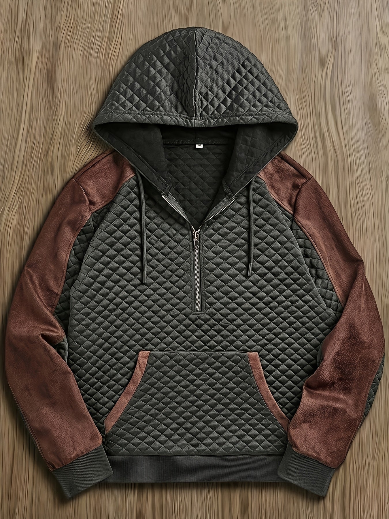 Men's quilted hoodie with half-zip and hood