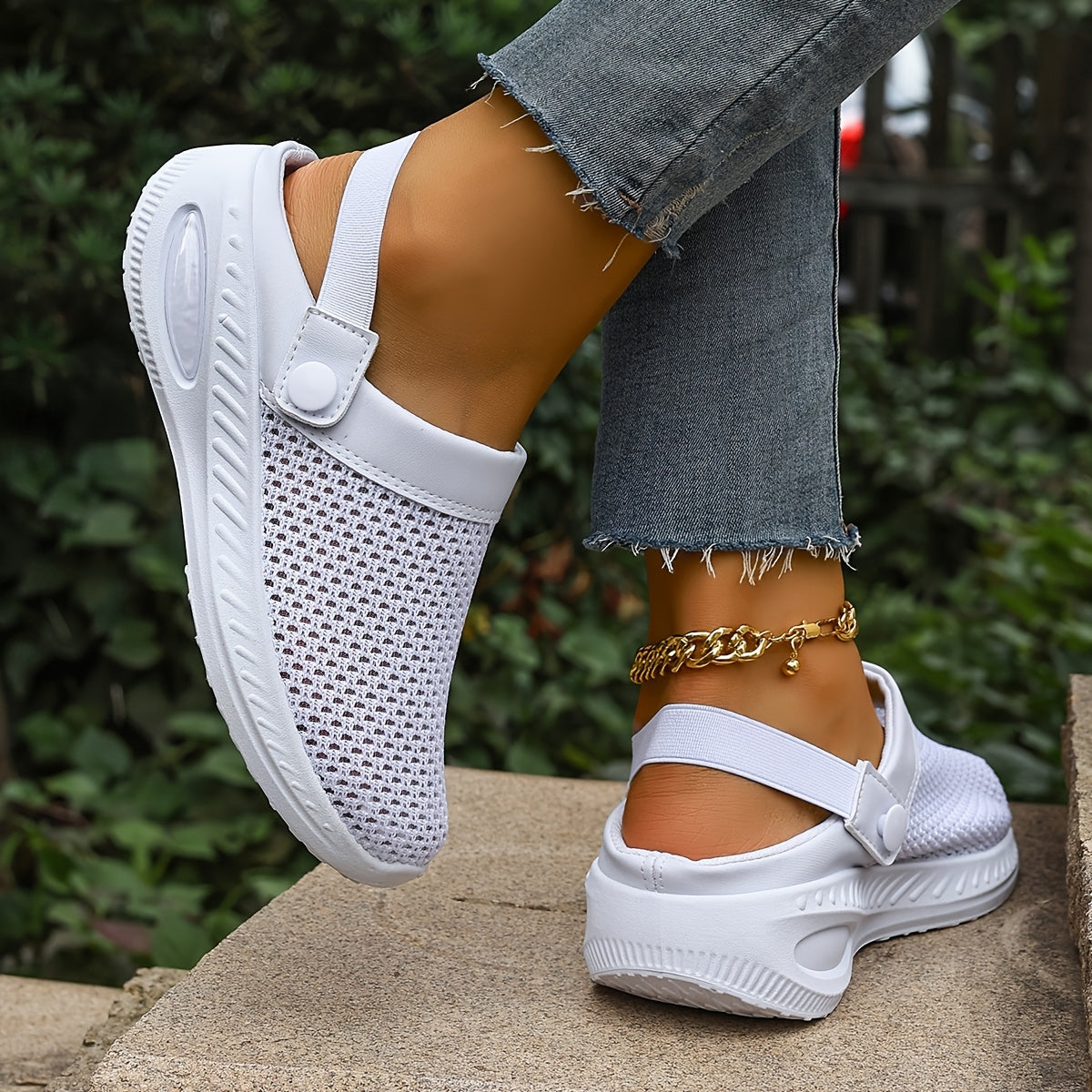 Women's Slip-On Mesh Clogs Comfortable Casual Shoes Sporty Style