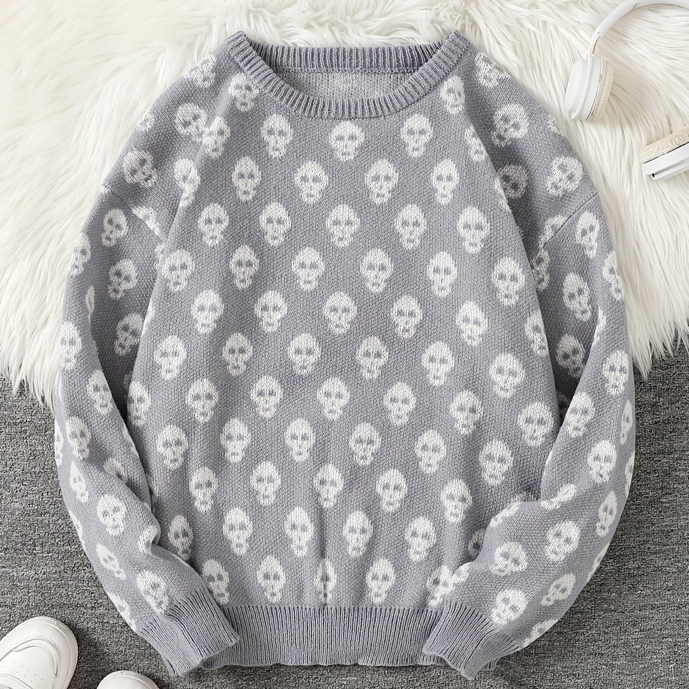 Unisex skull crew-neck long-sleeve knit sweater