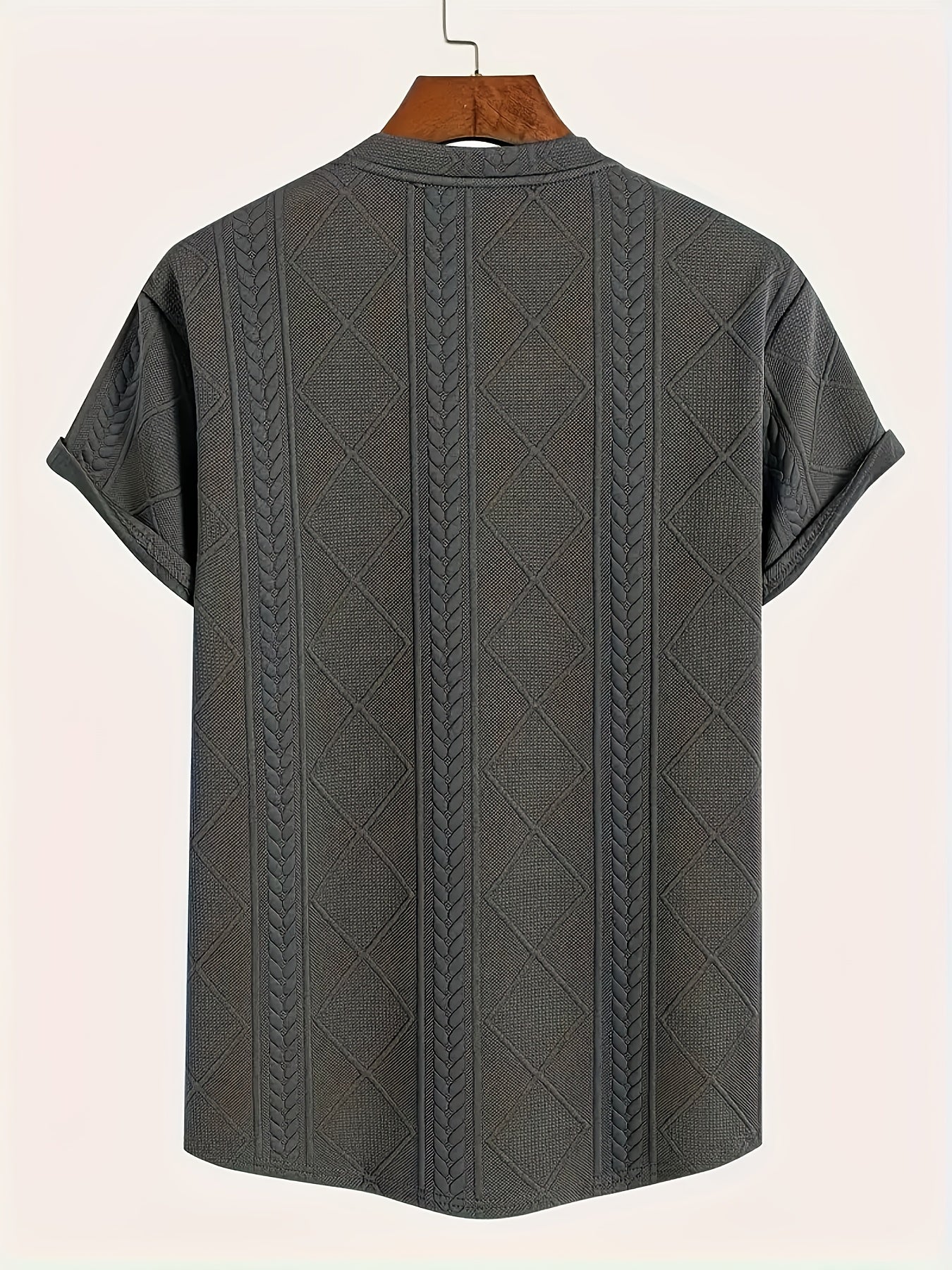 Men's T-shirt with knit pattern look, short sleeves, casual style, ideal for everyday wear and leisure