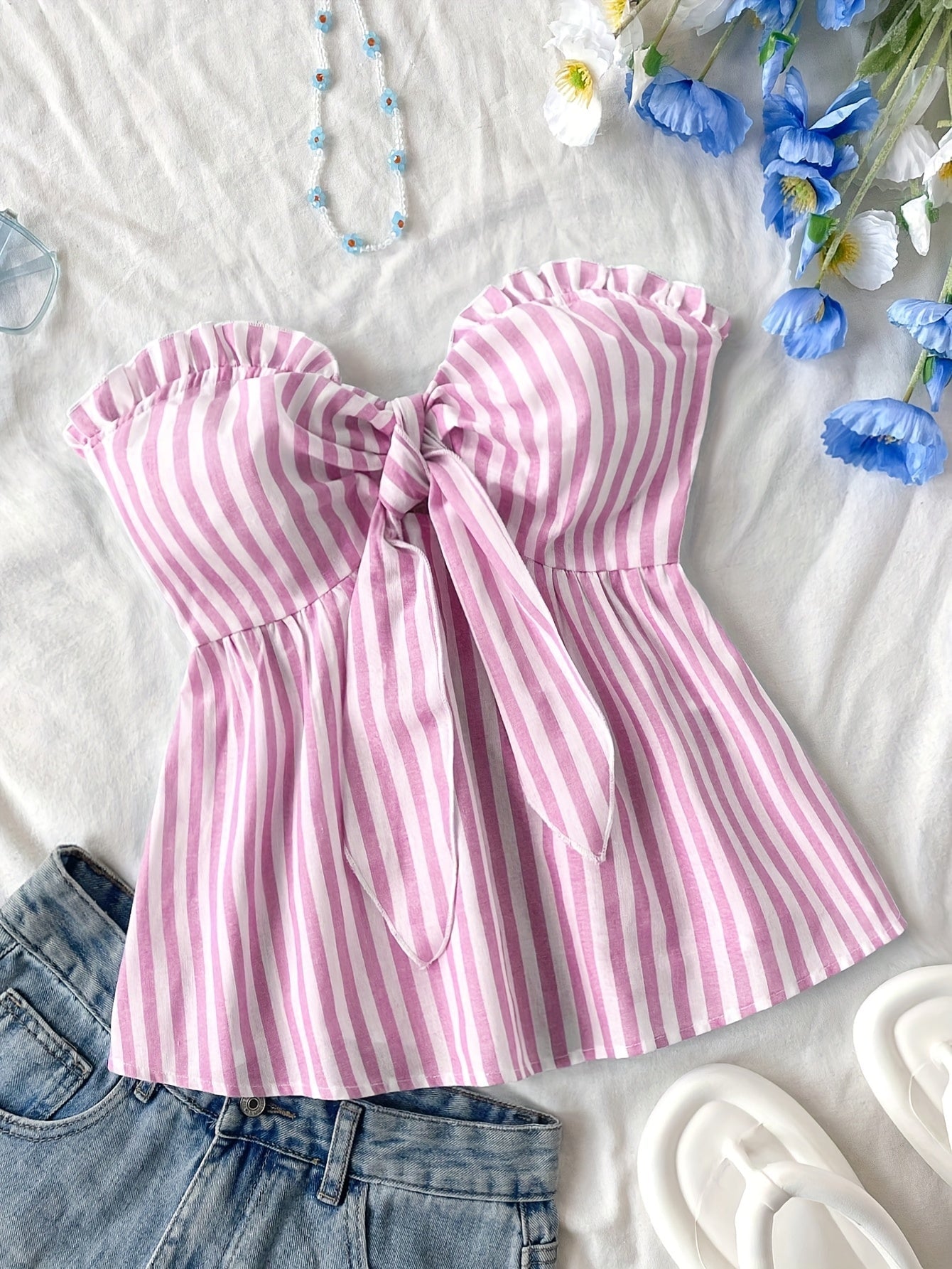 Women's bandeau crop top with bow front and ruffles – summer street style
