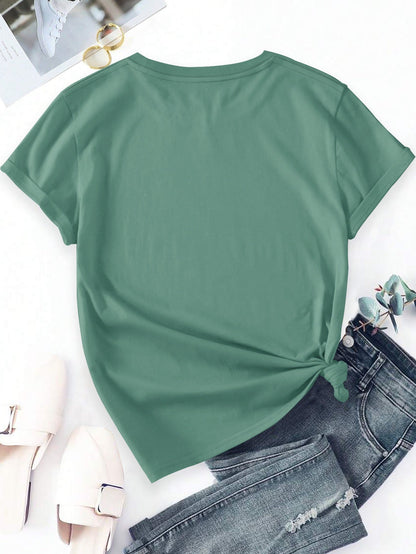 Women's T-shirt with Wildflower Print – Modern Casual Shirt with Floral Illustration, Short Sleeve, Ideal for Everyday & Leisure